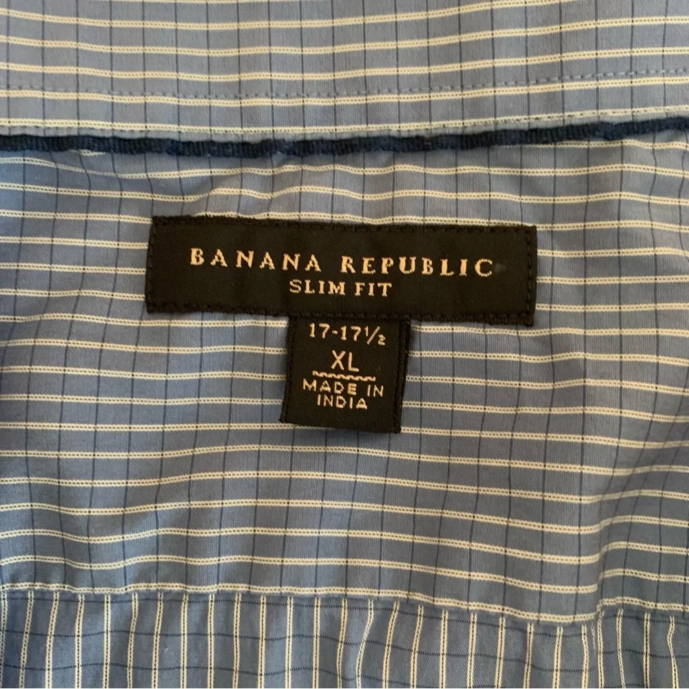 Banana Republic Men’s Slim Fit Blue Dress Shirt